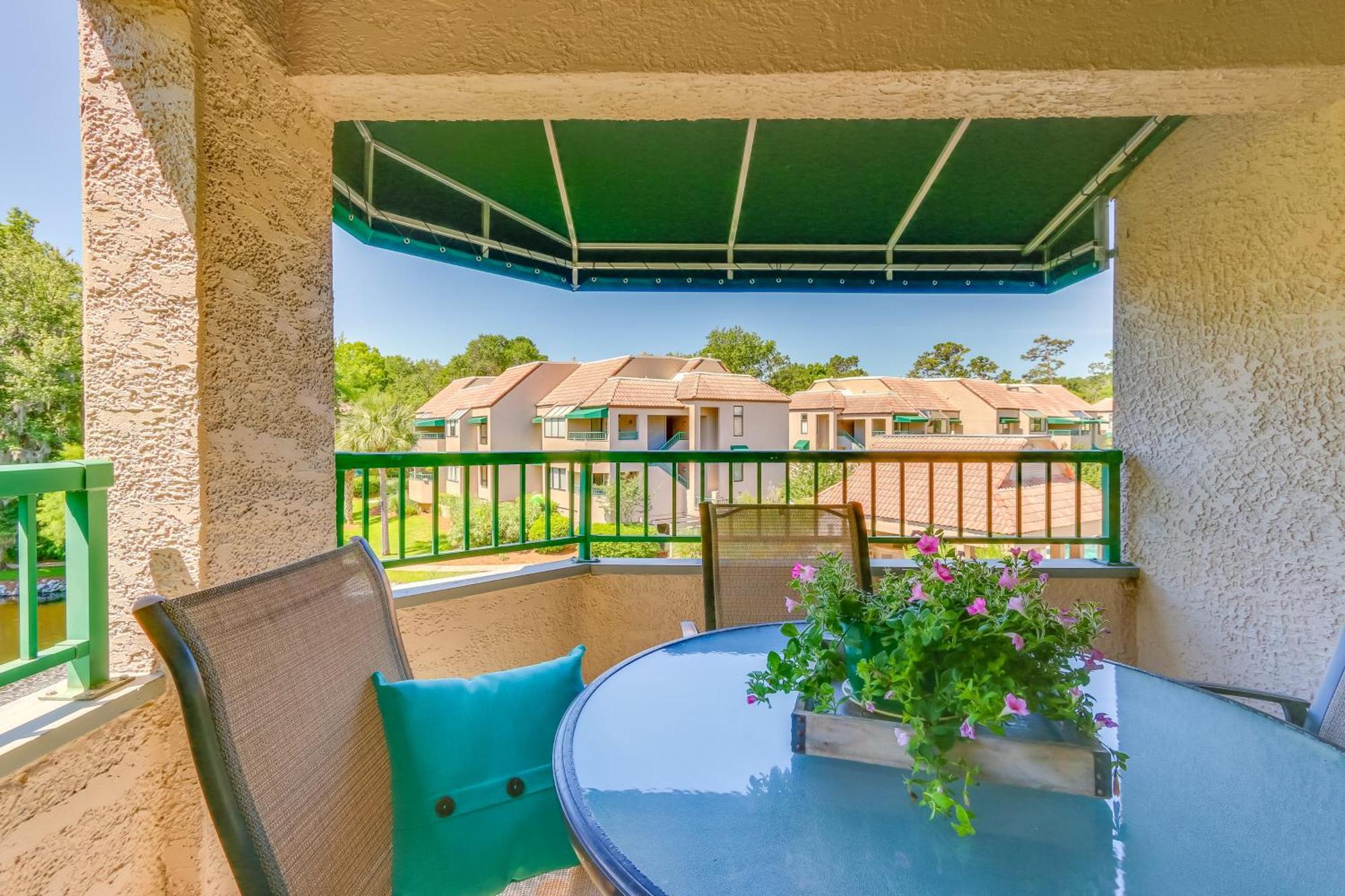 2 Mi To Beach Dog-Friendly Hilton Head Condo! ヒルトンヘッドアイランド 部屋 写真